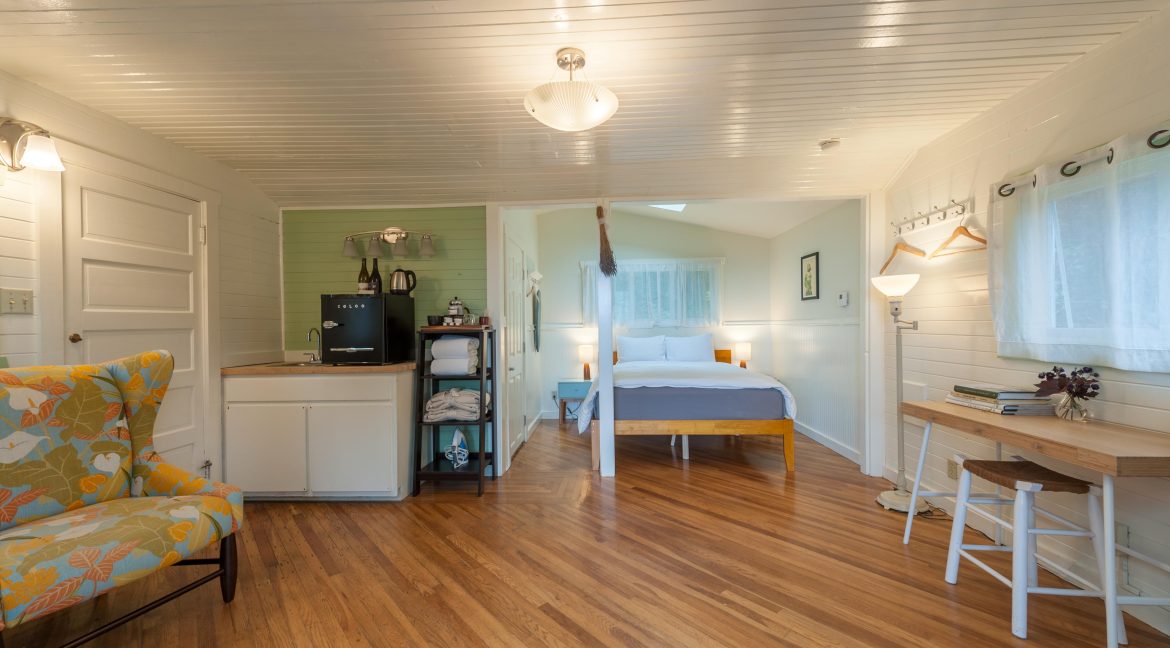 Cottage Room 2_web