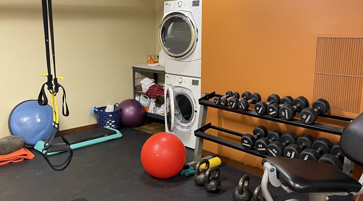 washer and dryer workout area